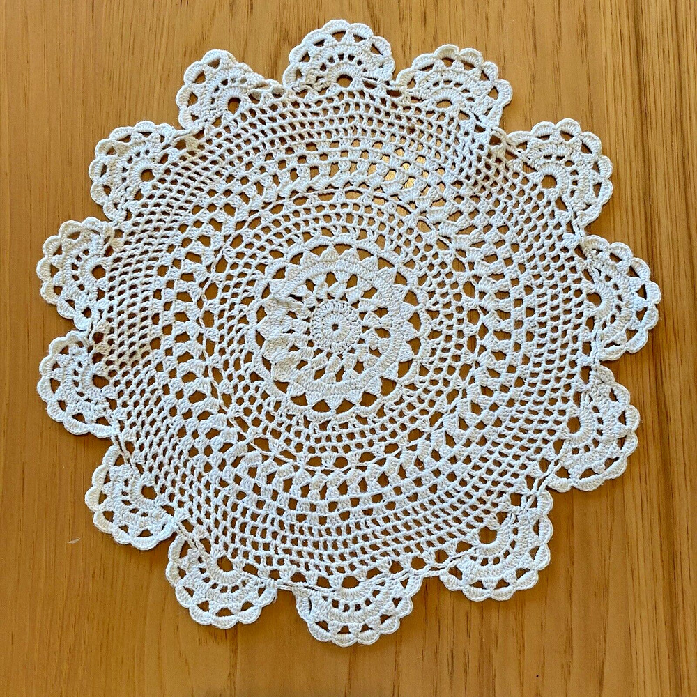 Vintage Hand Crocheted Doilies Doily Pastel Pink Blue White Delicate Lot of 7 - Picture 12 of 15